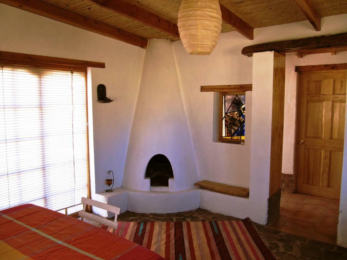 Rancho Quitapenas Bungalows San Pedro de Atacama Quarto foto